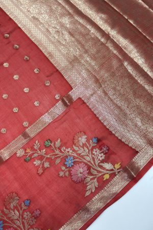 Green Mango Viscose Saree | Red & Black Shades | Elegant Banarasi Weave | Banarasi Hastkala Weaves
