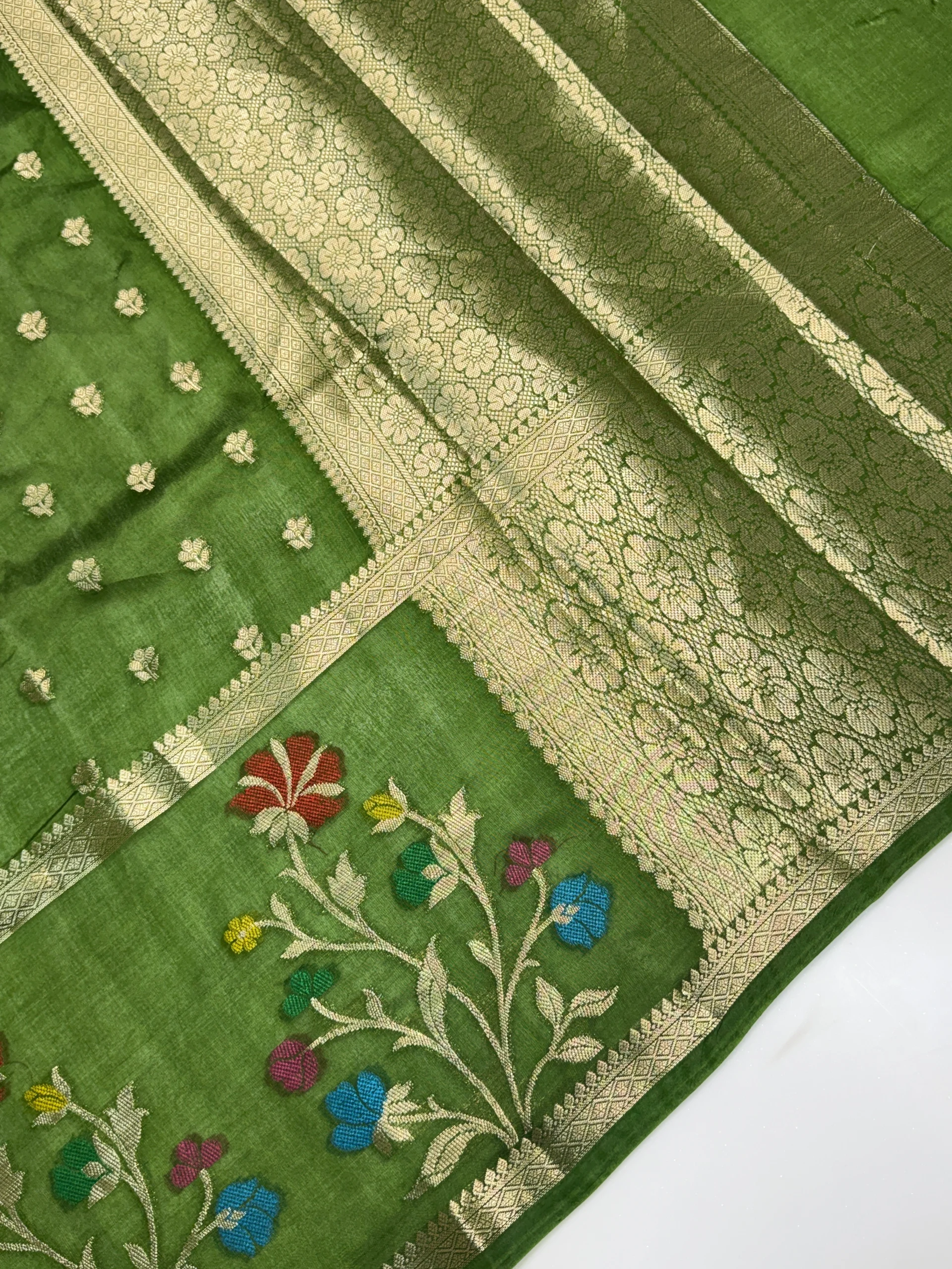Green Mango Viscose Saree | Green & Violet Shades | Banarasi Hastkala Weaves